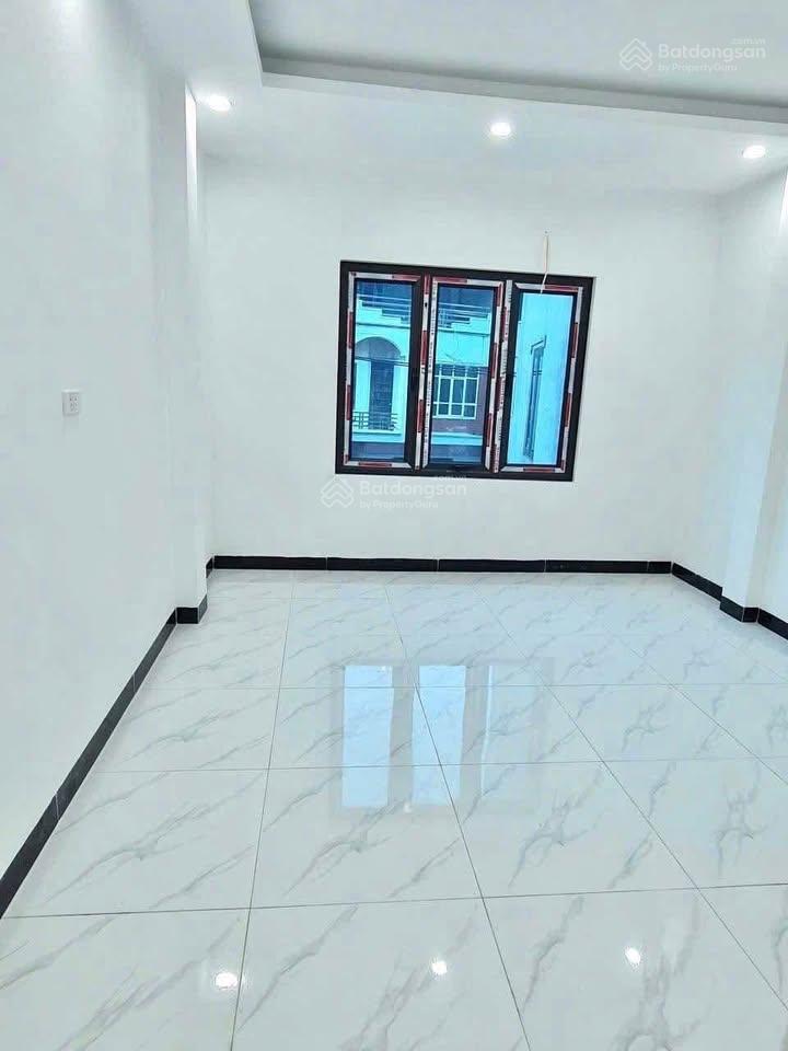 Hàng đầu tư, nhà 5 tầng 5 ngủ 35m ngay cầu hữu hoà xây mới tinh, ô tô tránh cửa nhà, thiết kế lửng