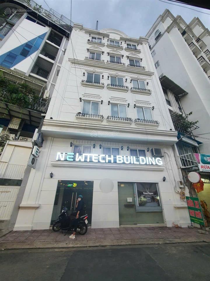 Văn phòng giờ tự do 24/7 giá 8tr 43m2 tòa nhà mặt tiền phùng văn cung, phú nhuận khu phan xích long
