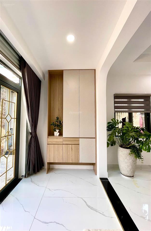 Hxh phú thọ hòa,tân phú công nhận 55m2 (4,5x12) nở hậu 5,3m trệt lầu full nội thất gần mặt tiền