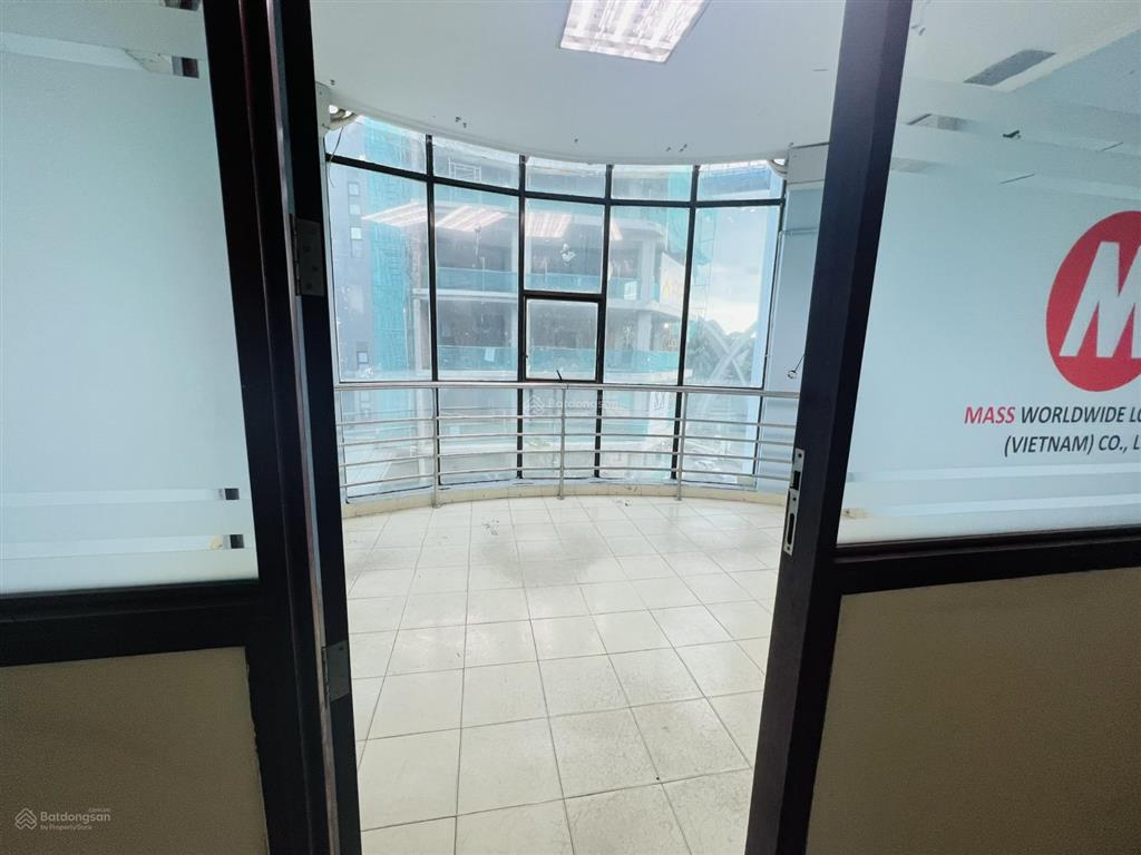 Văn phòng tòa nhà trường sơn 15m2 giá 4 triệu/tháng gần sân bay tsn