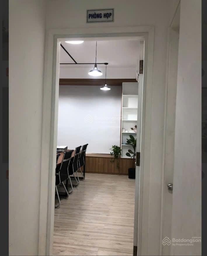 Văn phòng quận 10 sư vạn hạnh 30m2 giá 11,7 triệu/tháng tòa nhà cao cấp