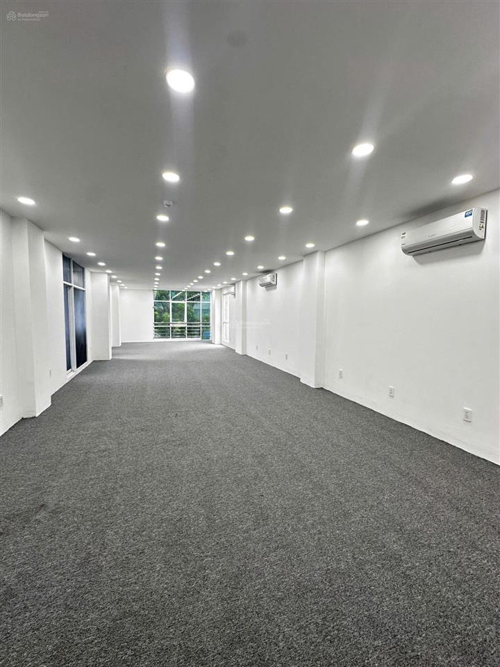 Văn phòng quận 1 giờ tư do 24/7 94m2 giá 37 triệu/tháng tòa nhà nguyễn thị minh khai