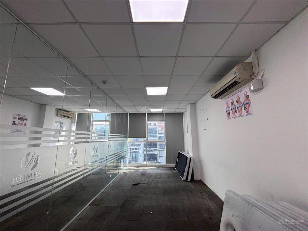 Văn phòng quận 3, 70m2 giá 25 triệu/tháng tòa nhà vp cách mạng tháng 8