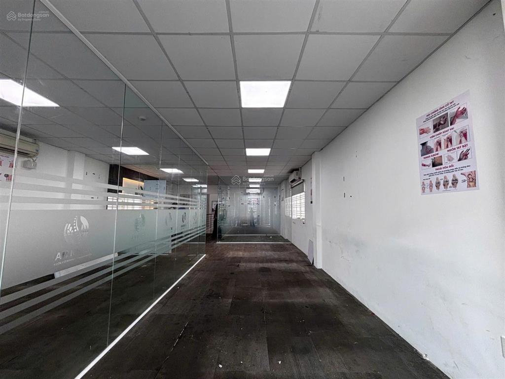 Văn phòng quận 3, 70m2 giá 25 triệu/tháng tòa nhà vp cách mạng tháng 8