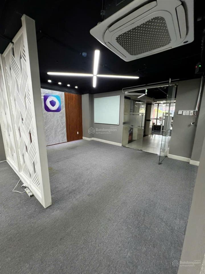 Văn phòng quận 10, 120m2 giá 35 triệu tòa nhà cao cấp đường 3/2