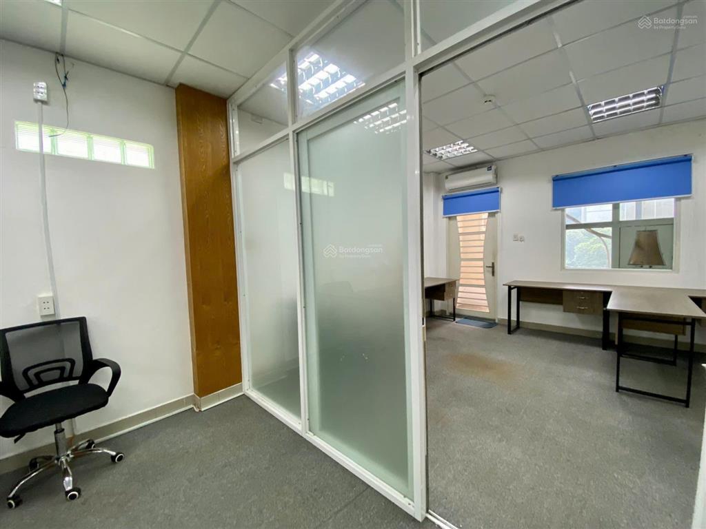 Văn phòng q1, 40m2 giá 13,5 triệu/tháng full bàn ghế tòa nhà mt điện biên phủ