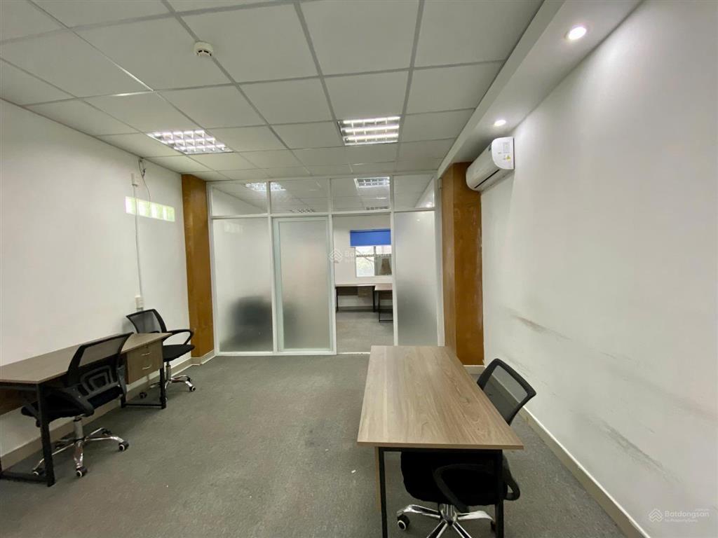 Văn phòng q1, 40m2 giá 13,5 triệu/tháng full bàn ghế tòa nhà mt điện biên phủ