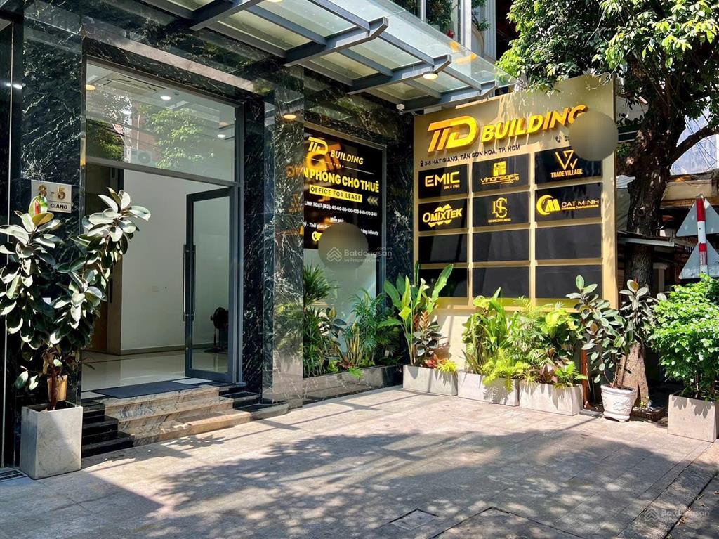 Cho thuê sảnh tầng trệt giá 8 triệu/tháng tòa nhà vp khu sân bay hát giang, p2, tân bình