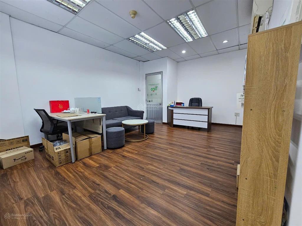 Văn phòng q1 giá 12 triệu/tháng (50m2) tòa nhà mặt tiền nguyễn công trứ