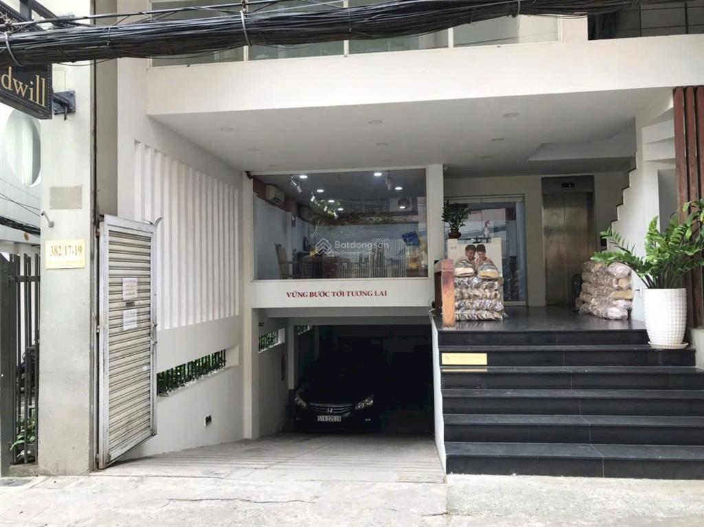 Văn phòng q3 full nội thất giá 7 triệu 20m2 tòa nhà nguyễn thị minh khai