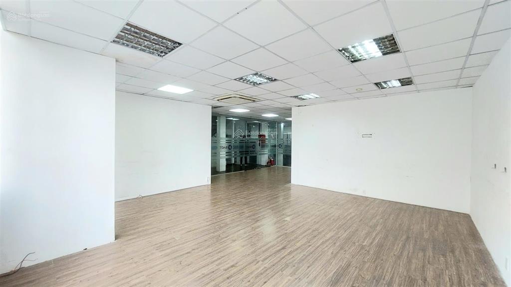 Văn phòng phú nhuận 50m2 giá 13 triệu/tháng tòa nhà vp hoàng văn thụ
