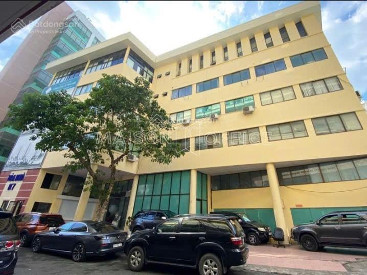 Văn phòng quận 10 giá 27 triệu/tháng 85m2 tòa nhà đường 3/2 ngay vincom 3/2