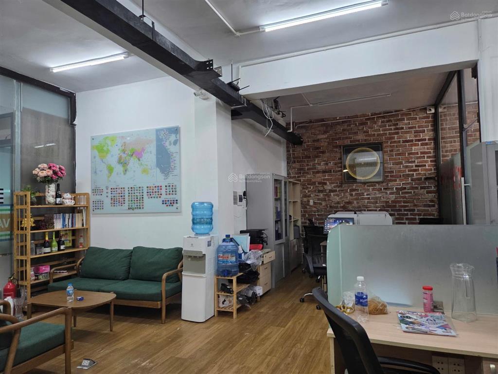 Văn phòng quận 10 giá 27 triệu/tháng 85m2 tòa nhà đường 3/2 ngay vincom 3/2