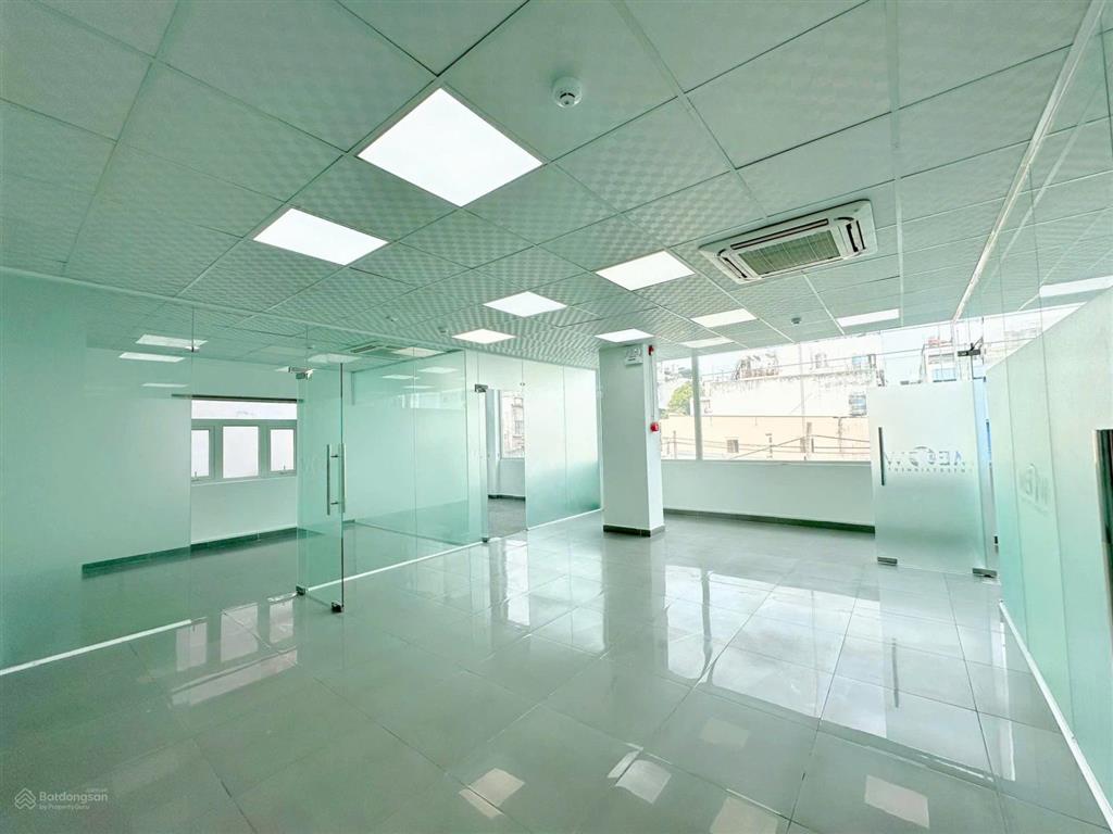 Văn phòng phú nhuận 80m2 giá 25 triệu/tháng tòa nhà mặt tiền nguyễn đình chính