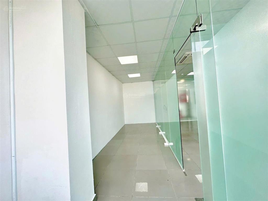 Văn phòng phú nhuận 80m2 giá 25 triệu/tháng tòa nhà mặt tiền nguyễn đình chính