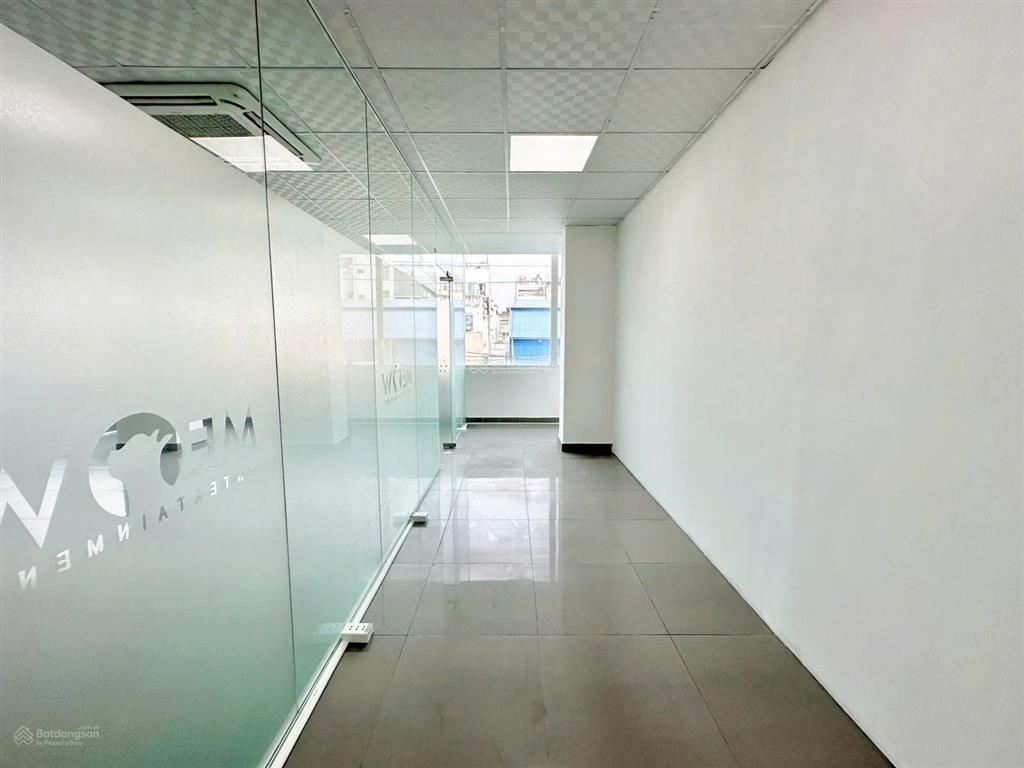 Văn phòng phú nhuận 80m2 giá 25 triệu/tháng tòa nhà mặt tiền nguyễn đình chính