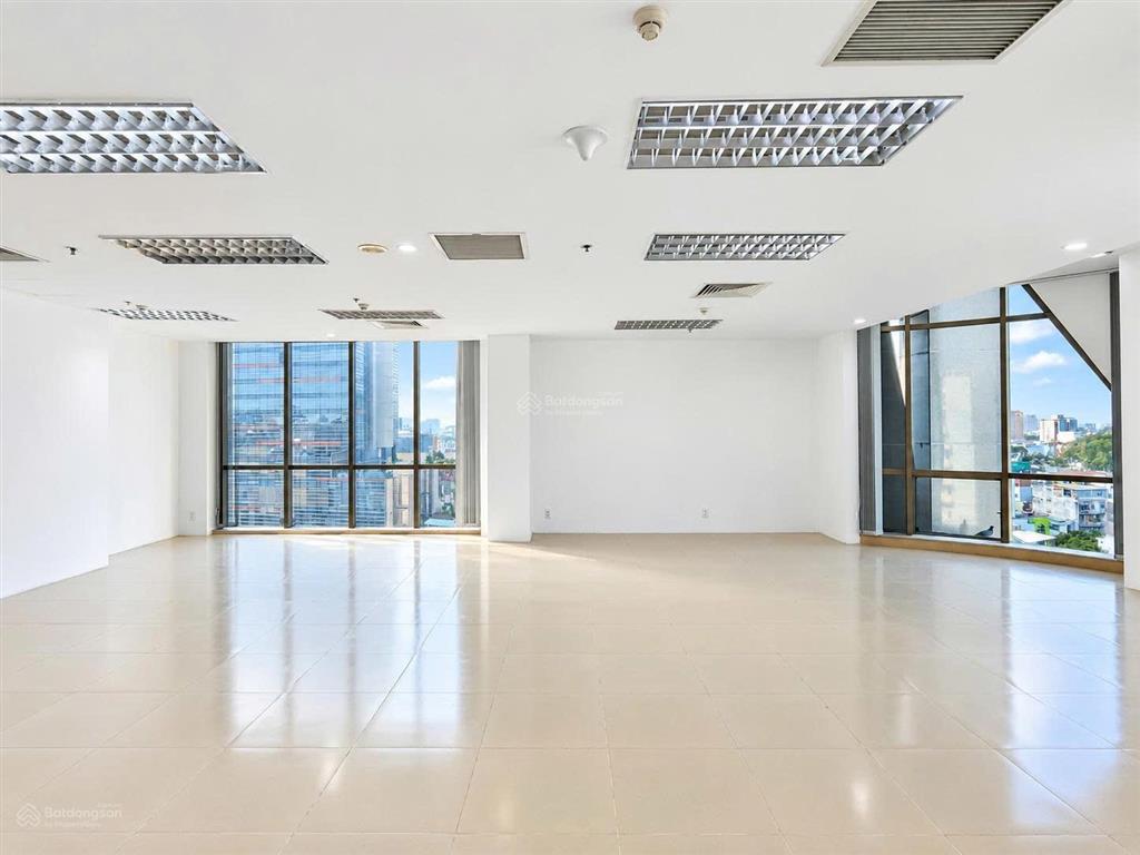Văn phòng quận 1 giá 30 triệu (71m2) tòa nhà mặt tiền cống quỳnh.