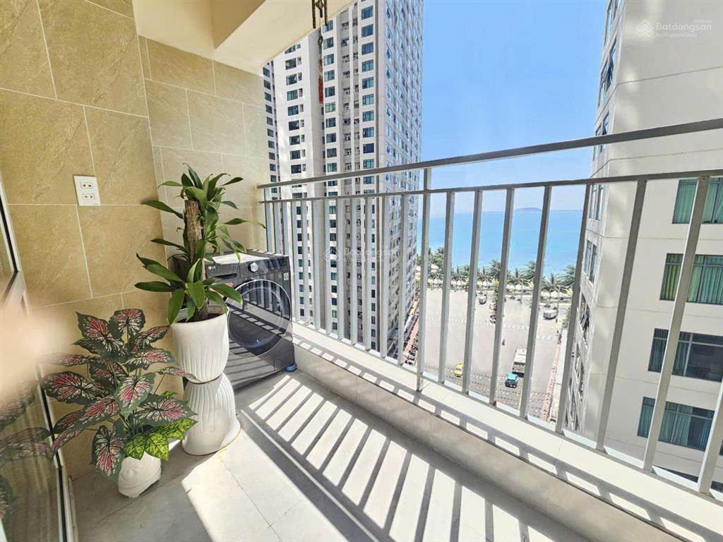 Chính chủ bán căn hộ view biển, 1222 toà oc3  72m2, 3.8 tỷ, nội thất mới, vào ở ngay