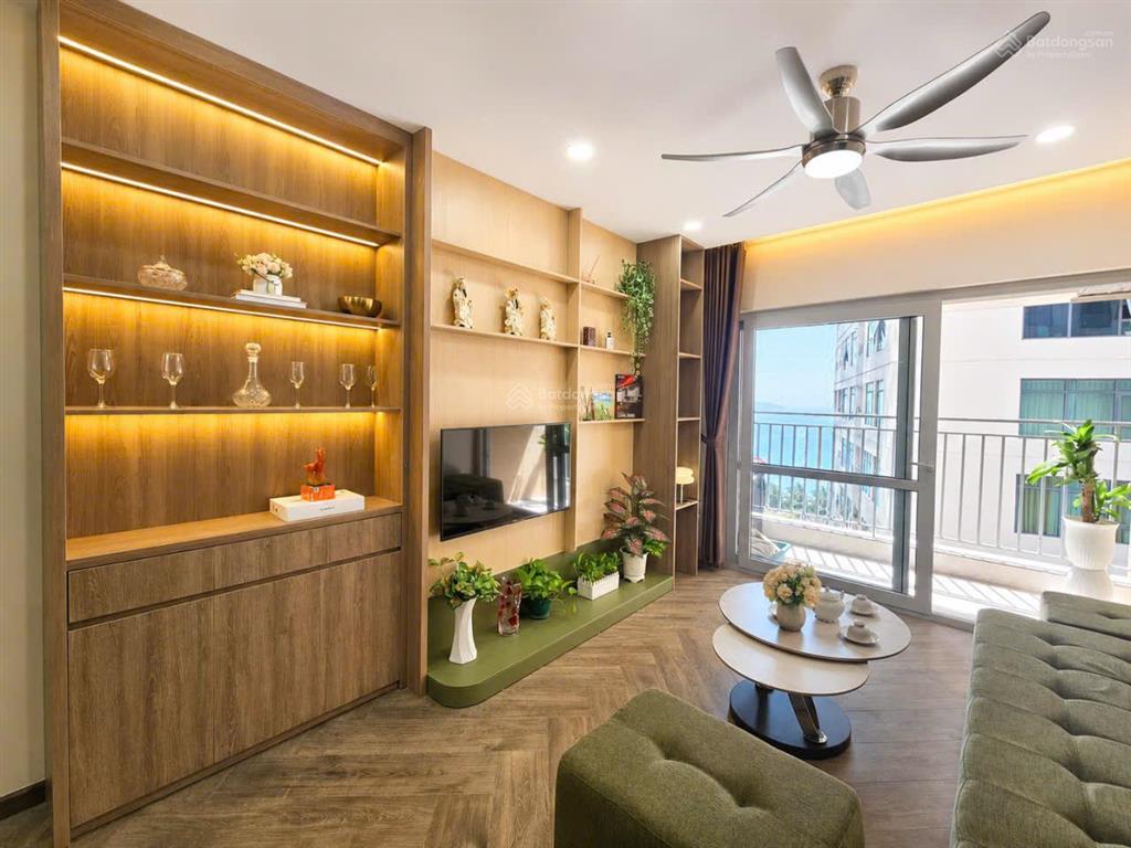 Chính chủ bán căn hộ view biển, 1222 toà oc3  72m2, 3.8 tỷ, nội thất mới, vào ở ngay
