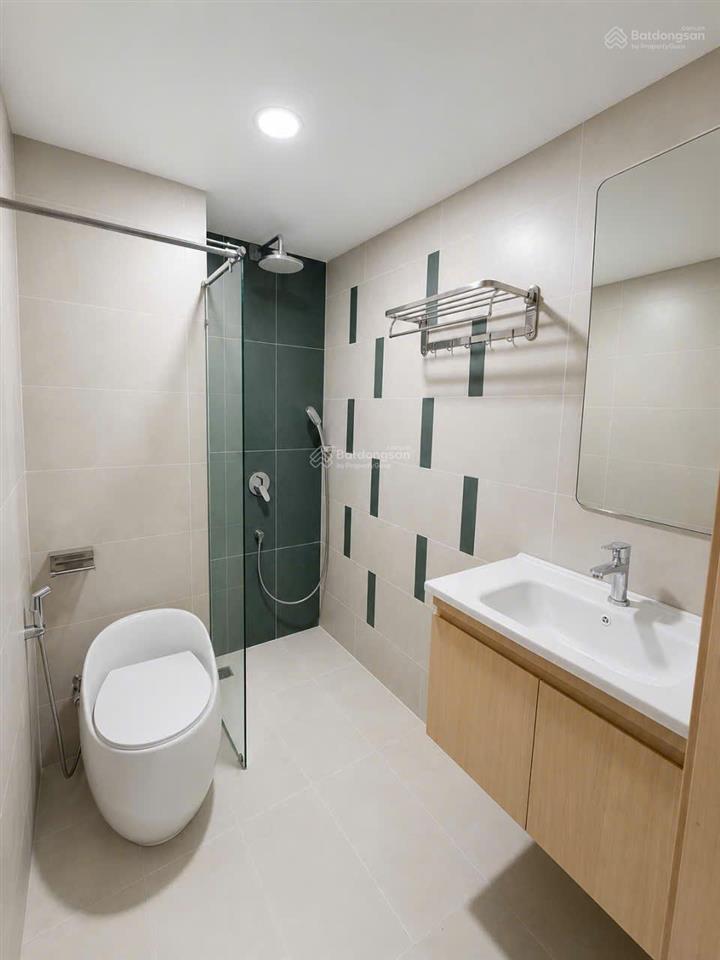 Chính chủ bán căn hộ view biển, 1222 toà oc3  72m2, 3.8 tỷ, nội thất mới, vào ở ngay