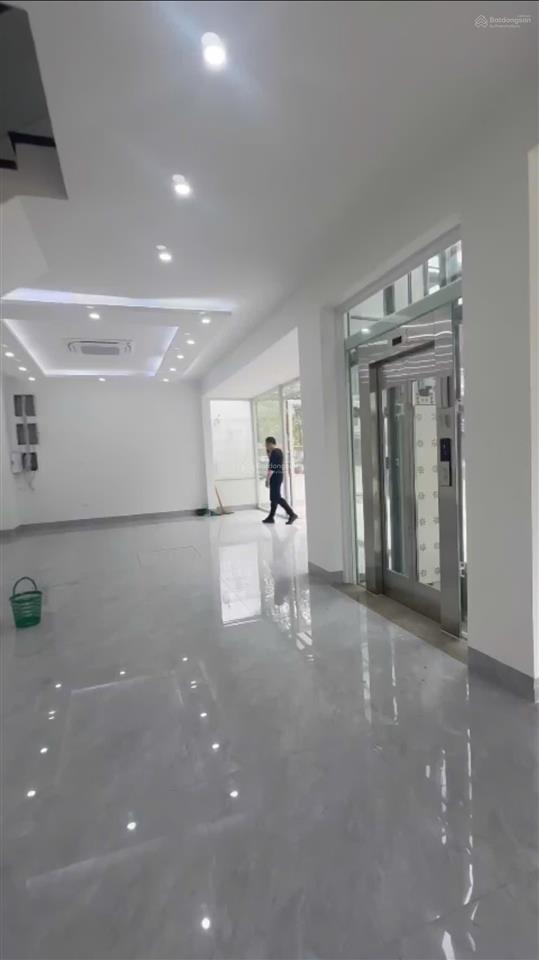 Chính chủ cho thuê biệt thự lô góc, thang máy, tại kđt xuân phươngnam từ liêmhà nội