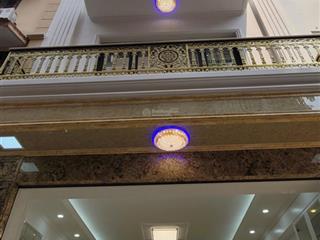Cho thuê nhà 6 tầng x 70m2,thang máy.nhà mới xây 100%
