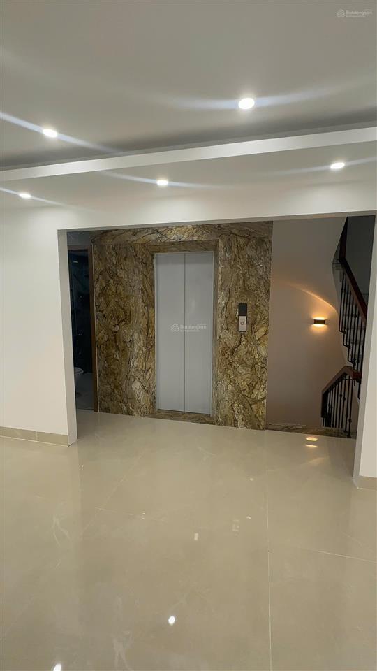 Chính chủ cho thuê nhà 5 tầng, thang máy, 90m2 thông sàn tại nguyễn chánh, cầu giấy