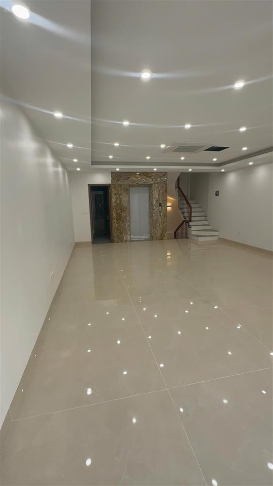 Chính chủ cho thuê nhà 5 tầng, thang máy, 90m2 thông sàn tại nguyễn chánh, cầu giấy