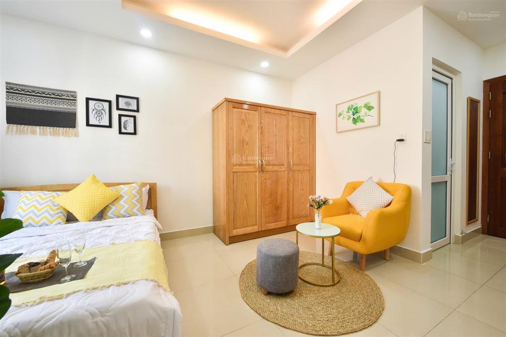 Căn hộ cho thuê ngay trần hưng đạo quận 1, thang máy  máy giặt riêng, ban công