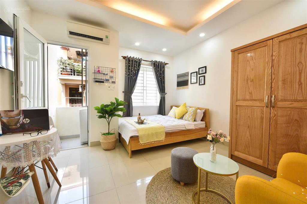 Căn hộ cho thuê ngay trần hưng đạo quận 1, thang máy  máy giặt riêng, ban công