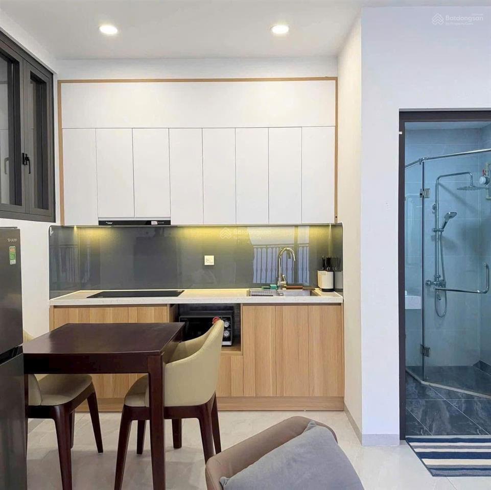 Căn hộ cho thuê full nội thất ngay nguyễn trãi, quận 1, thang máy  máy giặt riêng gần bùi viện