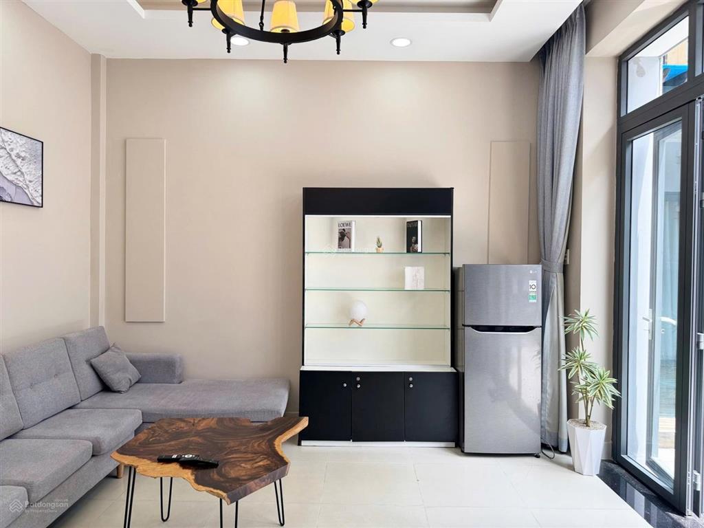 Căn hộ 1 phòng ngủ cao cấp ngay trần đình xu, quận 1, máy giặt riêng, gần bùi viện, chợ bến thành