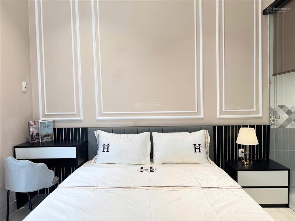 Căn hộ 1 phòng ngủ cao cấp ngay trần đình xu, quận 1, máy giặt riêng, gần bùi viện, chợ bến thành