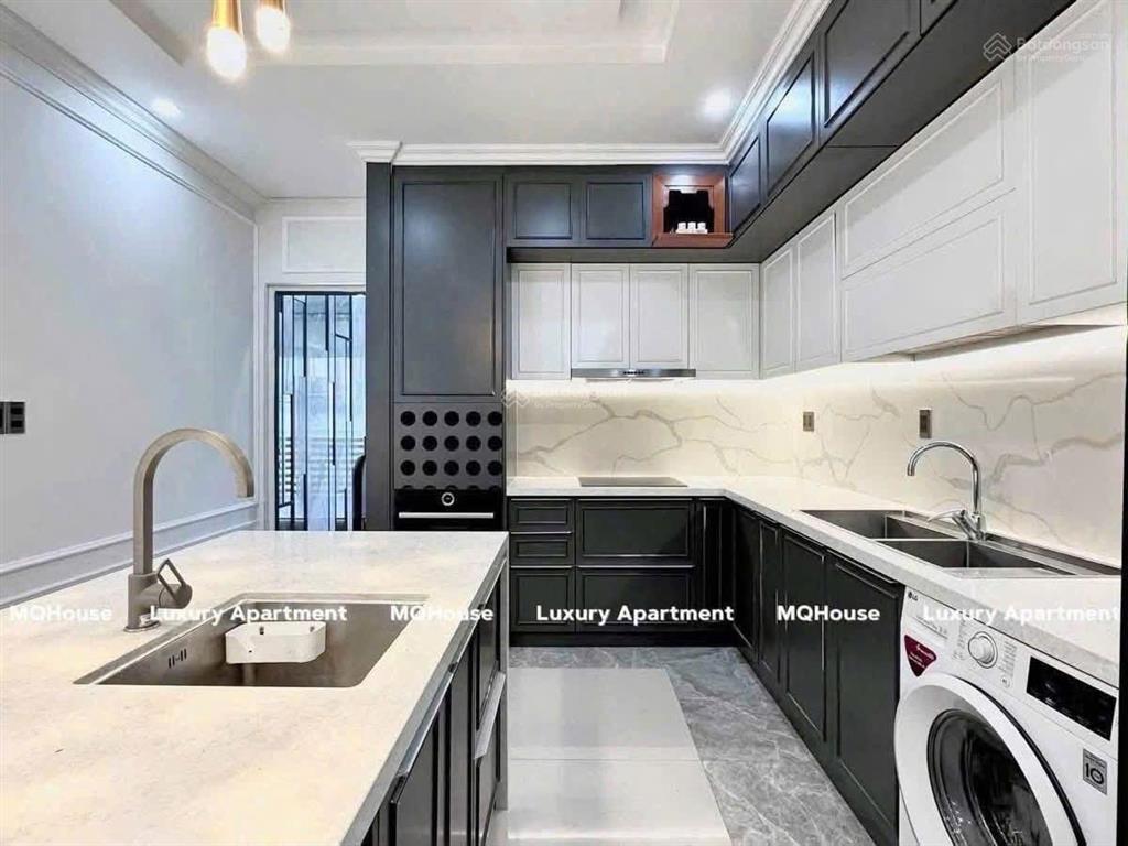 Căn hộ 2 phòng ngủ full nội thất cao cấp ngay đường 3 tháng 2 quận 10 thang máy máy giặt sấy riêng