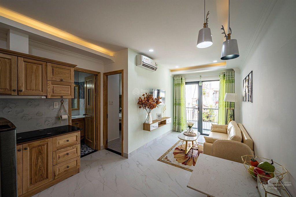 Cho thuê căn hộ 1pn rộng 50m2 ngay công viên hoàng văn thụ, an ninh, tiện nghi