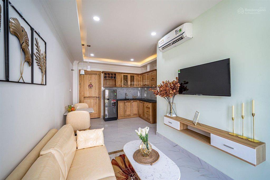 Cho thuê căn hộ 1pn rộng 50m2 ngay công viên hoàng văn thụ, an ninh, tiện nghi