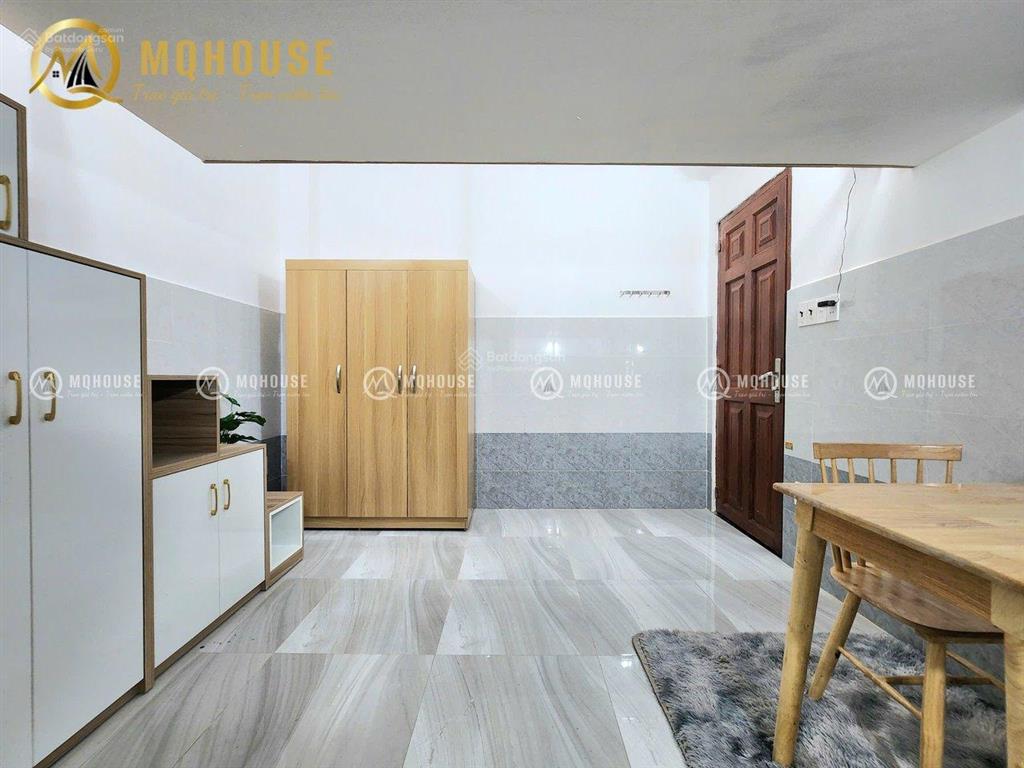 Phòng trọ có gác, full nội thất, an ninh, sạch sẽ, rộng 30m2 ngay công viên hoàng văn thụ