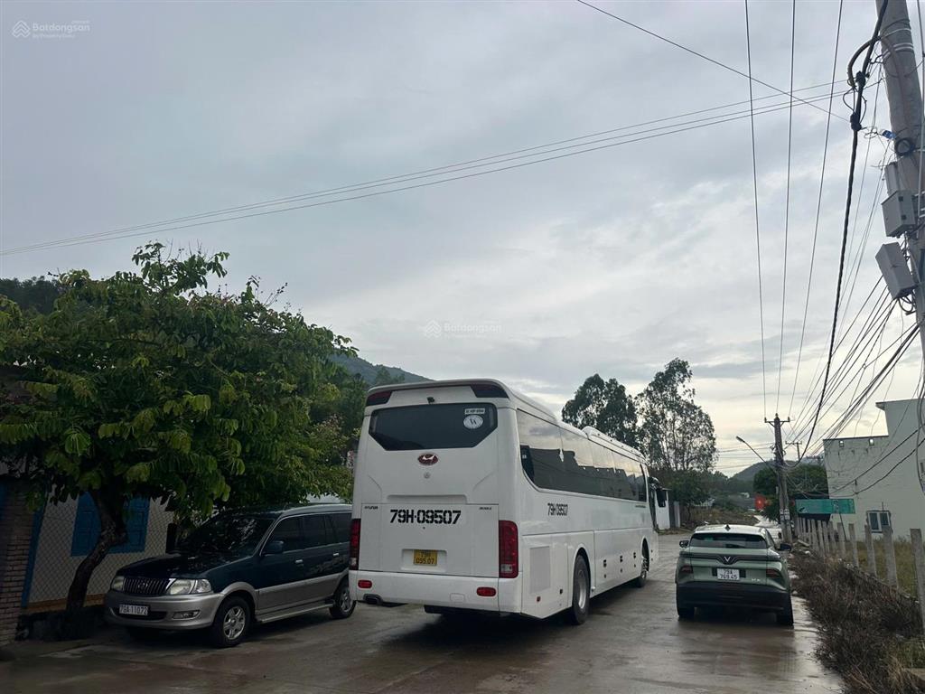 Đất thổ cư nam nha trang đường chính rộng 20m hơn 3 tỷ  gần làng đại học  sungroup