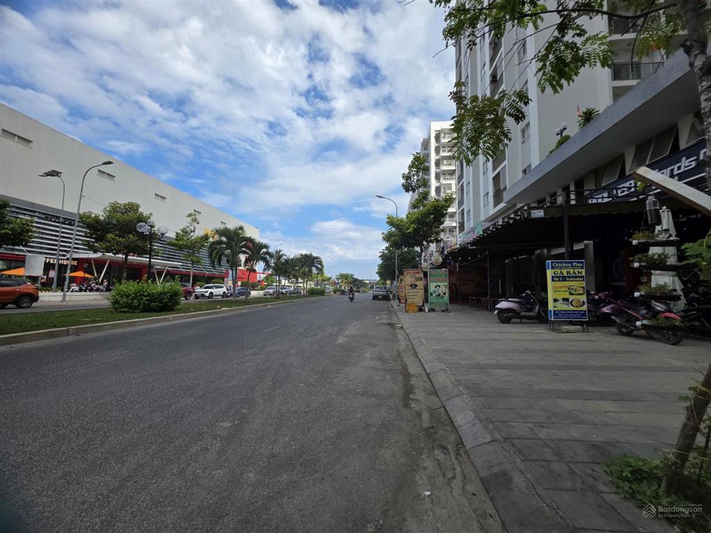Chính chủ gửi bán gấp shophouse tầng trệt vị trí đắc địa nhất trục đường 19/5