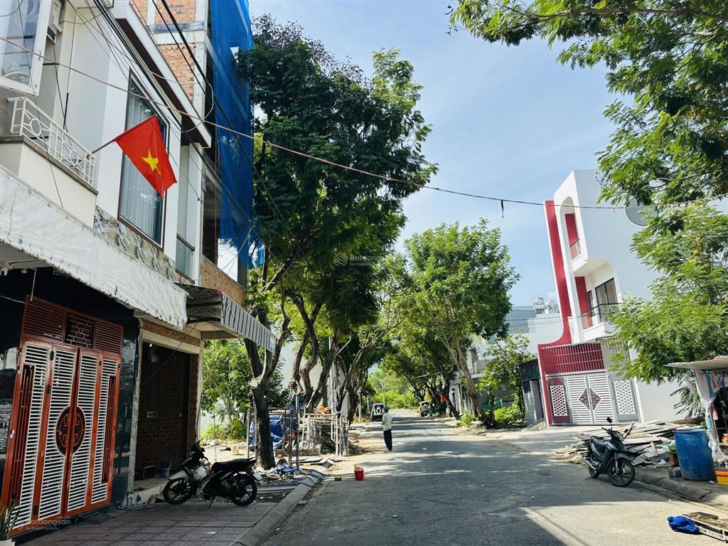 Bán nhà đẹp full giá rẻ trên thị trường khu tái định cư đất lành
