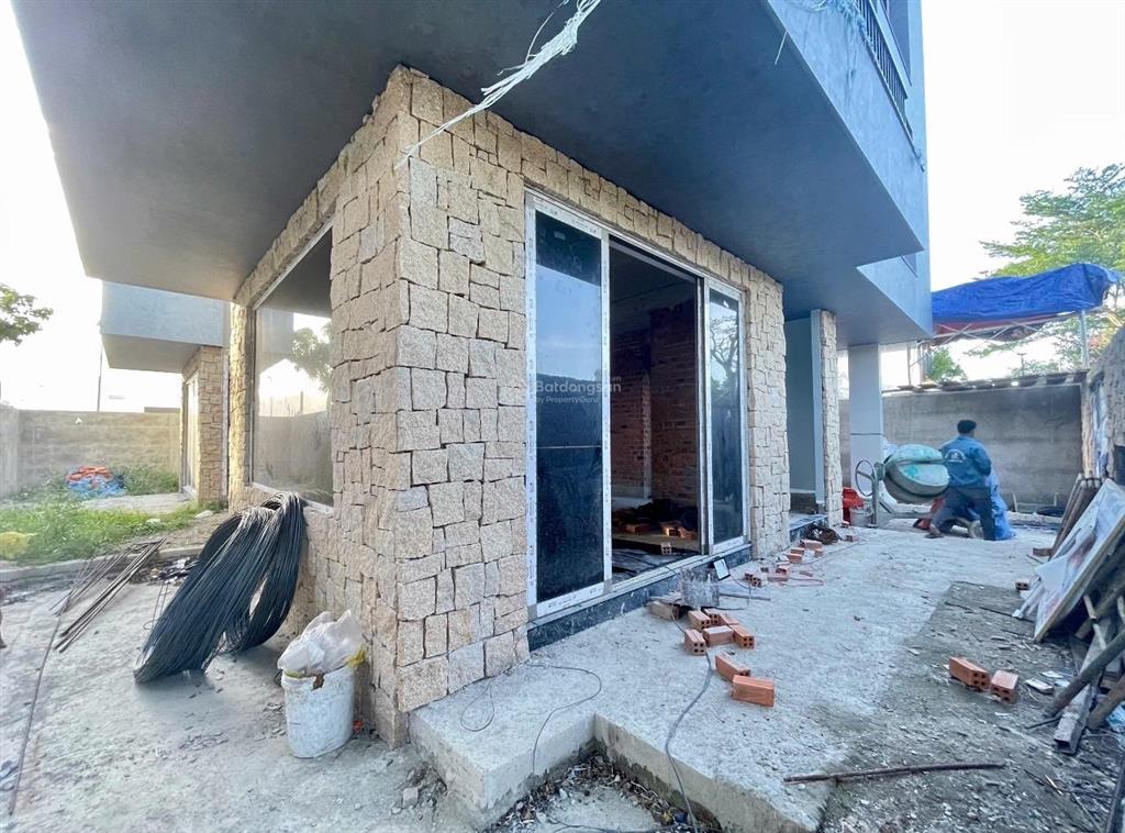 Chủ cần bán gấp  căn biệt thự 4 tầng 596m2 đối diện công viên
