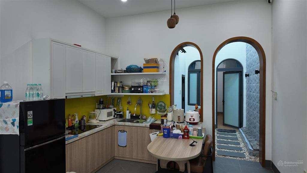 Bán gấp nhà cấp 4 khu vực vĩnh thái khu dân cư đông đúc giảm còn 3,6 tỷ đang cho thuê 6 triệu/th