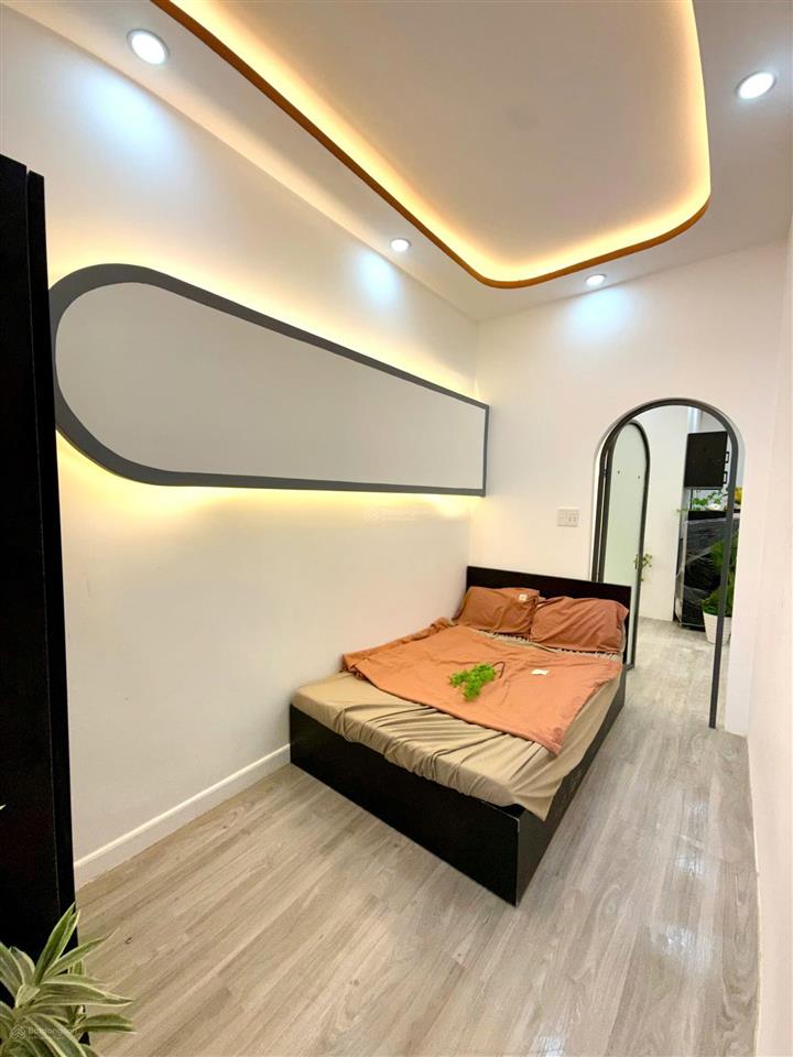 Vibe chill 2pn ban công mới 100%  siêu đẹp  ngay chợ phạm văn hai  tân bình