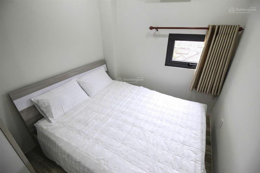 Căn hộ 2 phòng ngủ cao cấp xịn xò gần sân bay cửa sổ  vòng xoay lăng cha cả tân bình
