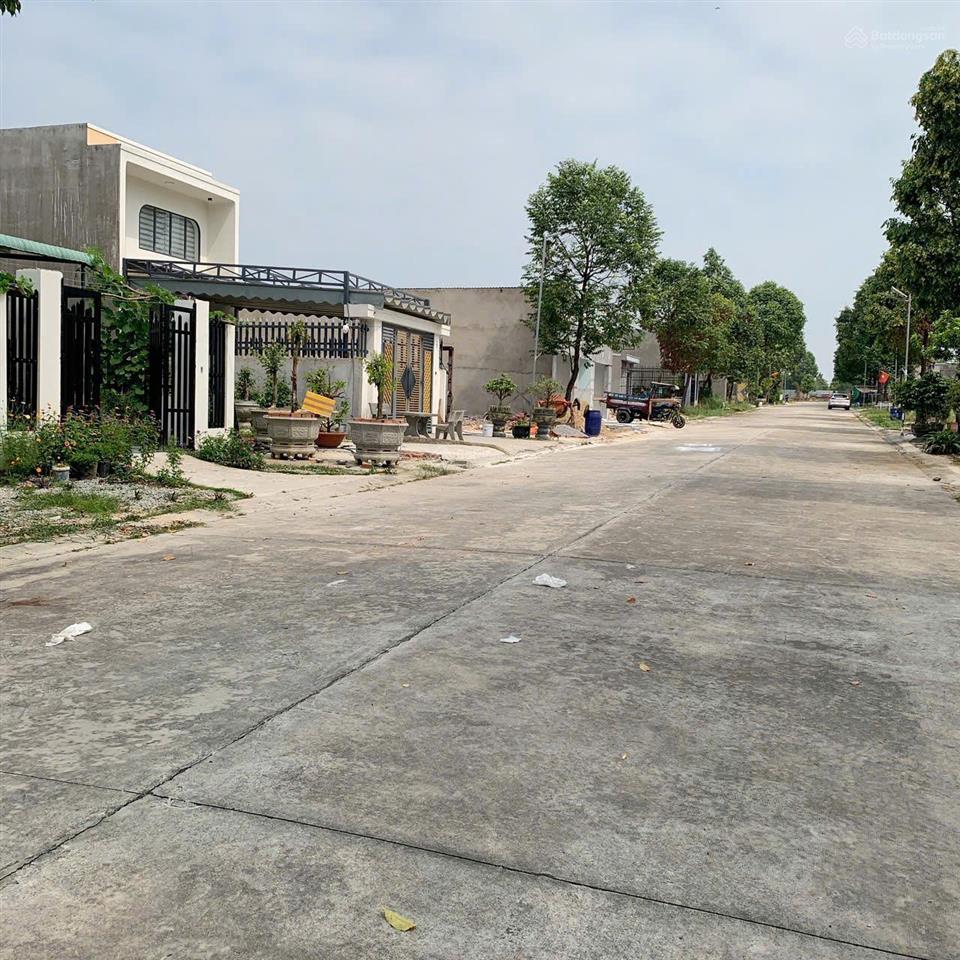 Tôi chính chủ cần bán lô l37 đường nl11 , mỹ phước 3, tp. hcm, giá 1.780 tỷ /150m2