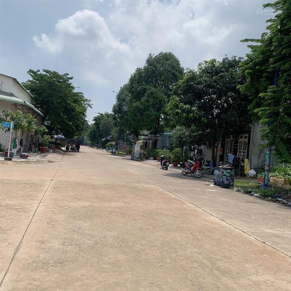 Giá tốt, 1,350 tỷ/150m2, đất tại khu đô thị mỹ phước 3, bến cát, tp. hcm