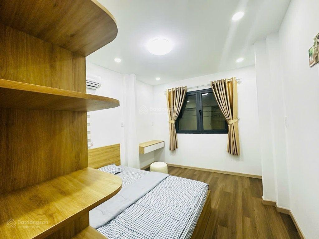 Quận 3 6 tỷ 3 tầng 32 m2 2pn, 3 wc