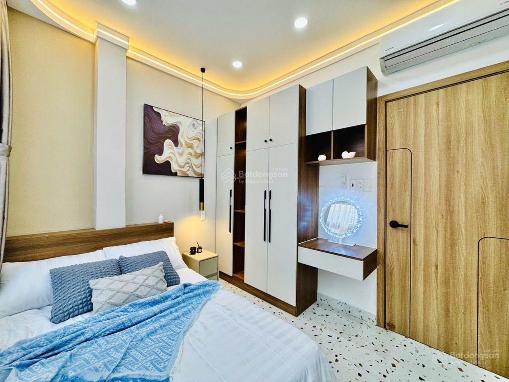 Bán nr 3 phạm văn hai tân bình, 54m2 3 tầng , 4pn