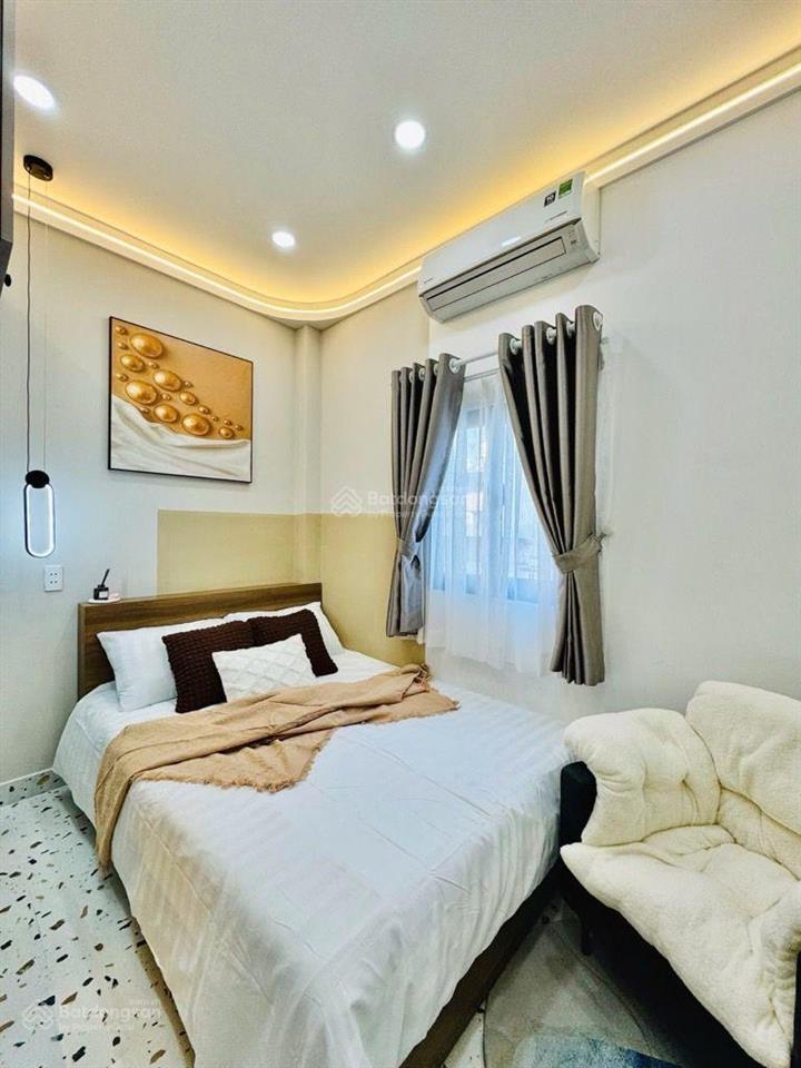 Bán nr 3 phạm văn hai tân bình, 54m2 3 tầng , 4pn