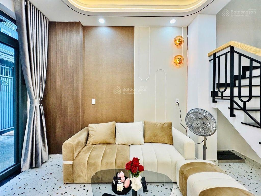 Bán nr 3 phạm văn hai tân bình, 54m2 3 tầng , 4pn